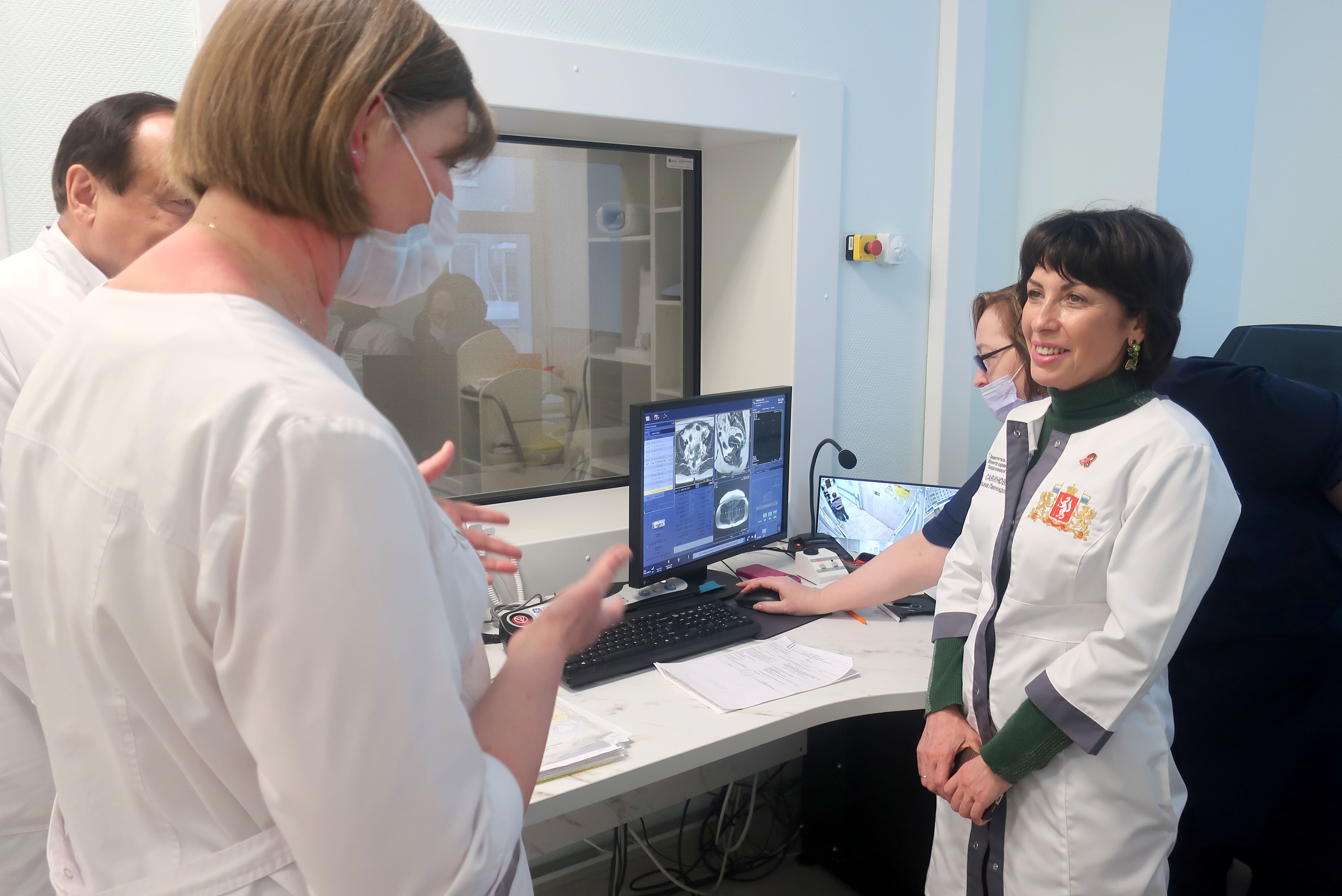 Первый от Урала до Дальнего Востока аппарат МРТ, оснащённый технологиями искусственного интеллекта, установили в СОКБ №1