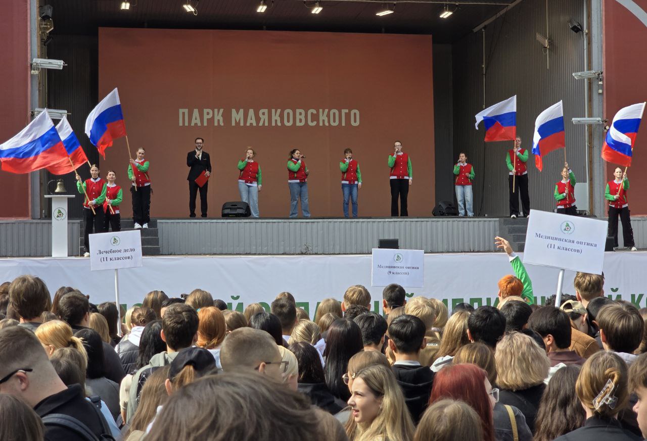 Нынешней осенью 4,7 тысячи первокурсников начали учиться в Свердловском областном медицинском колледже