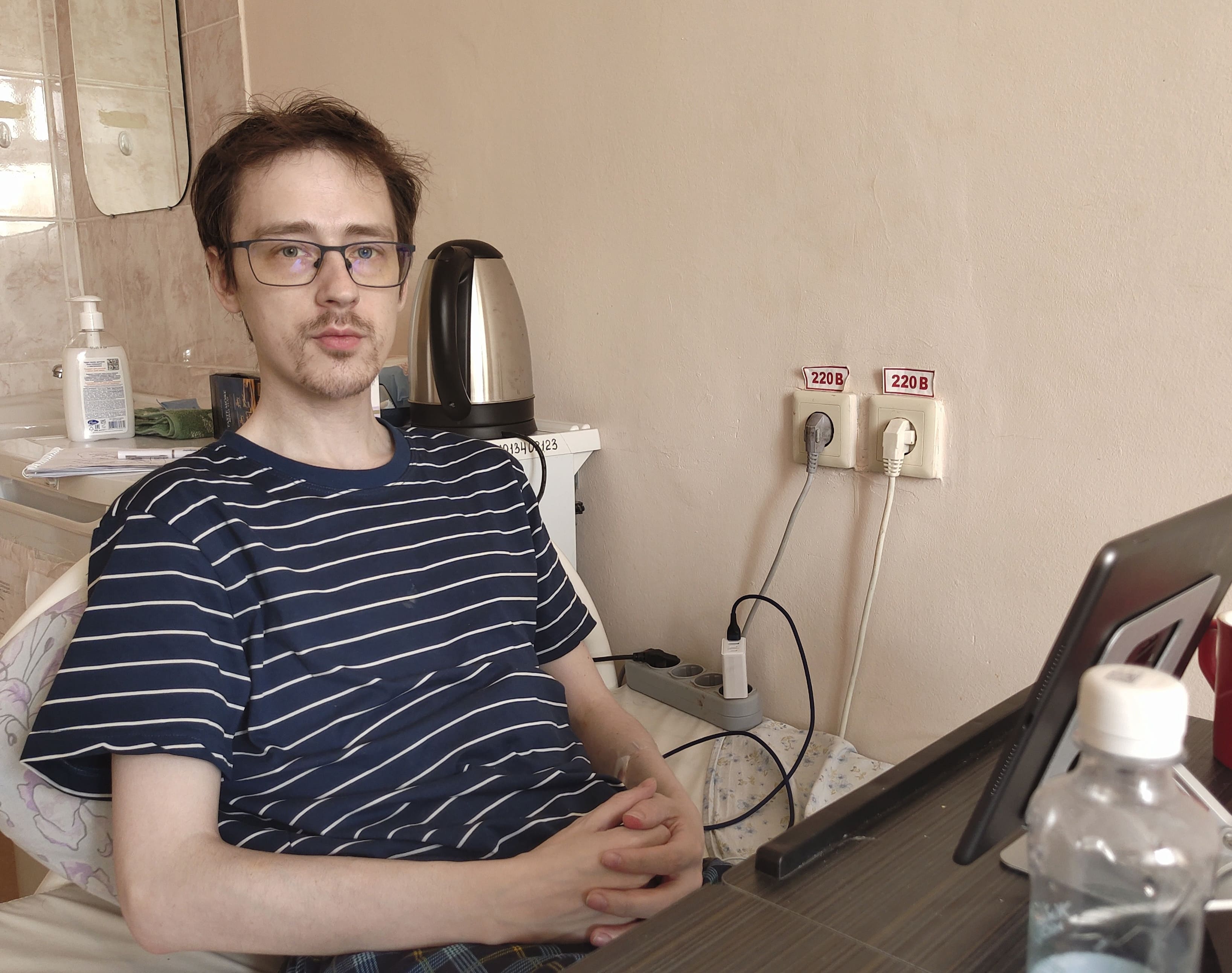 Хирурги Центральной городской больницы №7 Екатеринбурга спасли жизнь 30-летнему Михаилу с синдромом Бурхаве