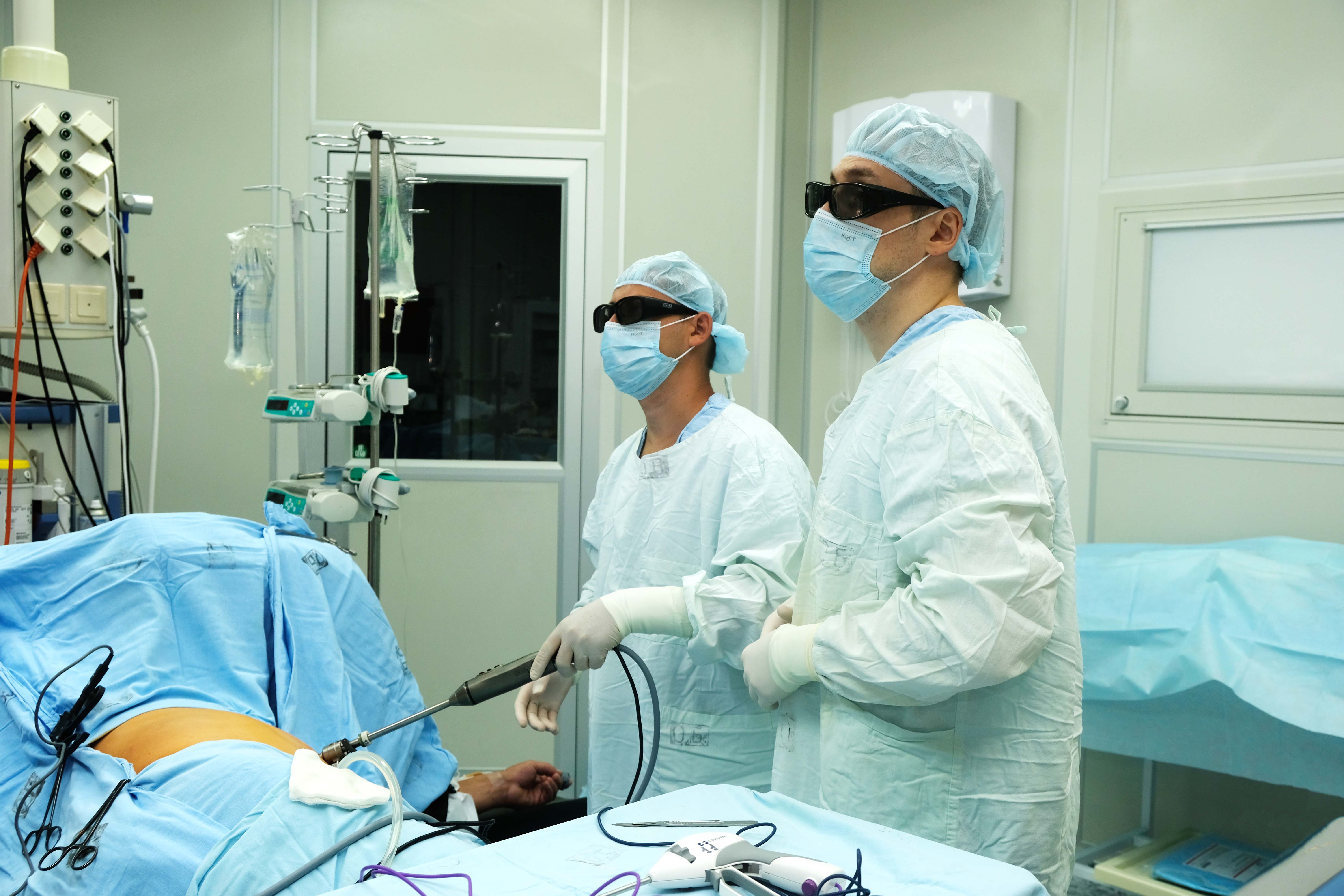 Свердловские онкологи помогли пациенту с опухолью печени, «вырастив» здоровую часть органа