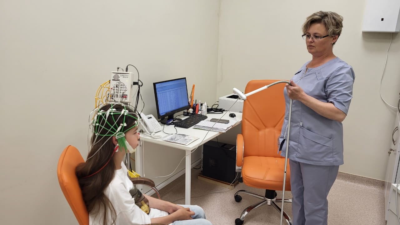 Сотни диагностик провели сотрудники Кировградской ЦРБ с помощью системы электроэнцефалографического мониторинга