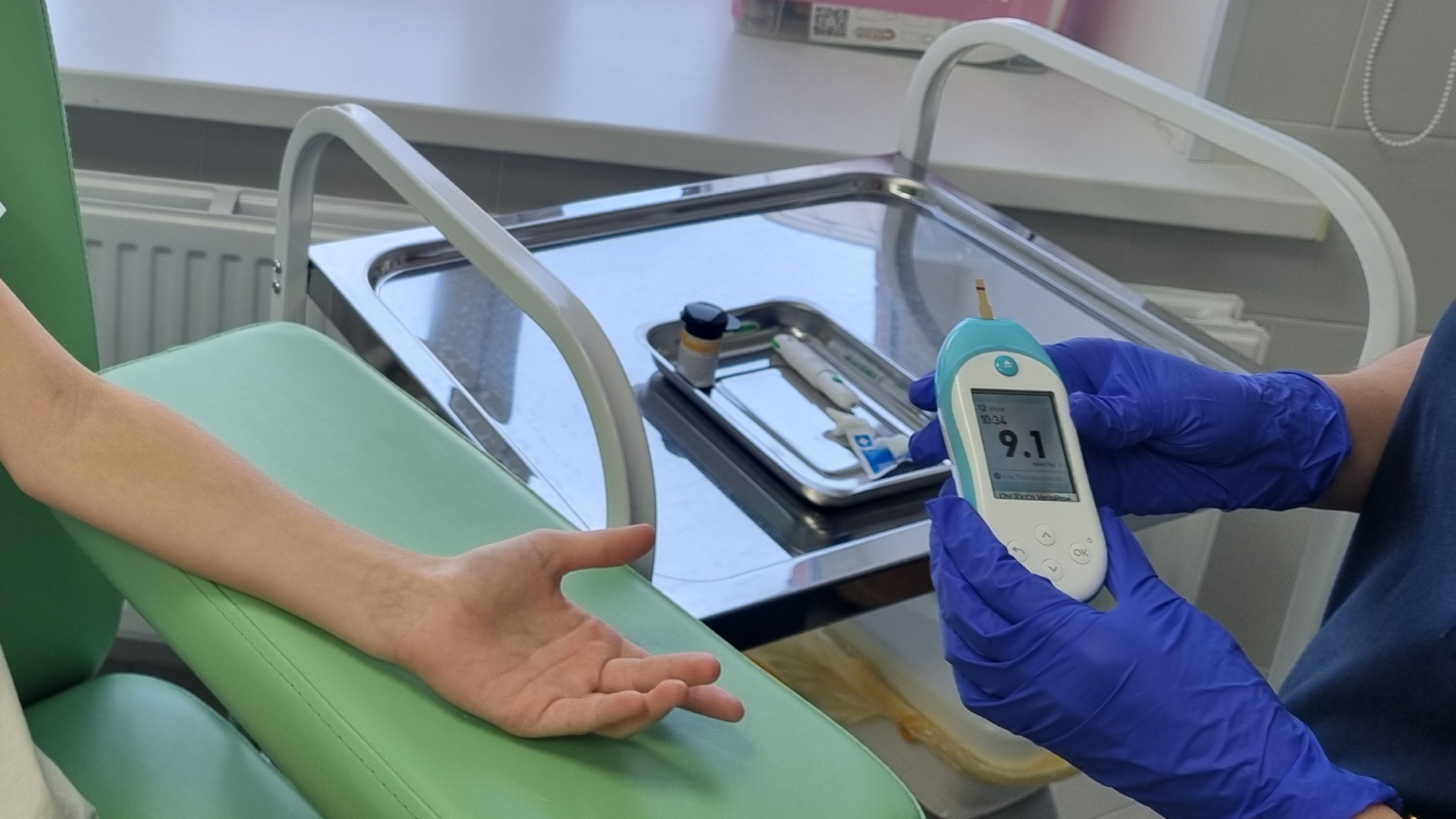 Около 1,8 тысячи юных свердловчан с сахарным диабетом обеспечены датчиками круглосуточного мониторинга глюкозы