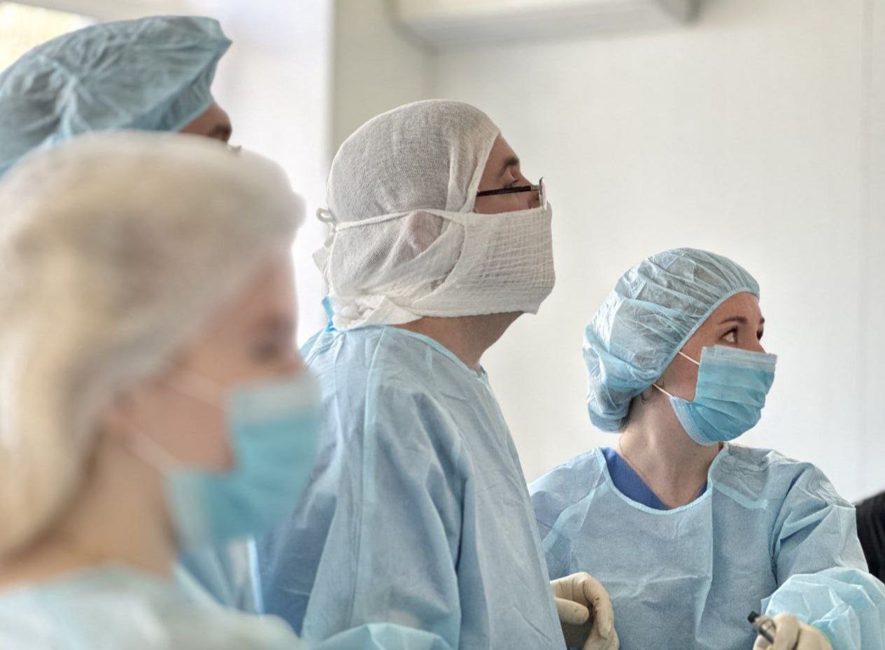 Врачи «РЖД-Медицина» Екатеринбурга провели первую в своей практике операцию «рандеву» при осложнённой желчнокаменной болезни