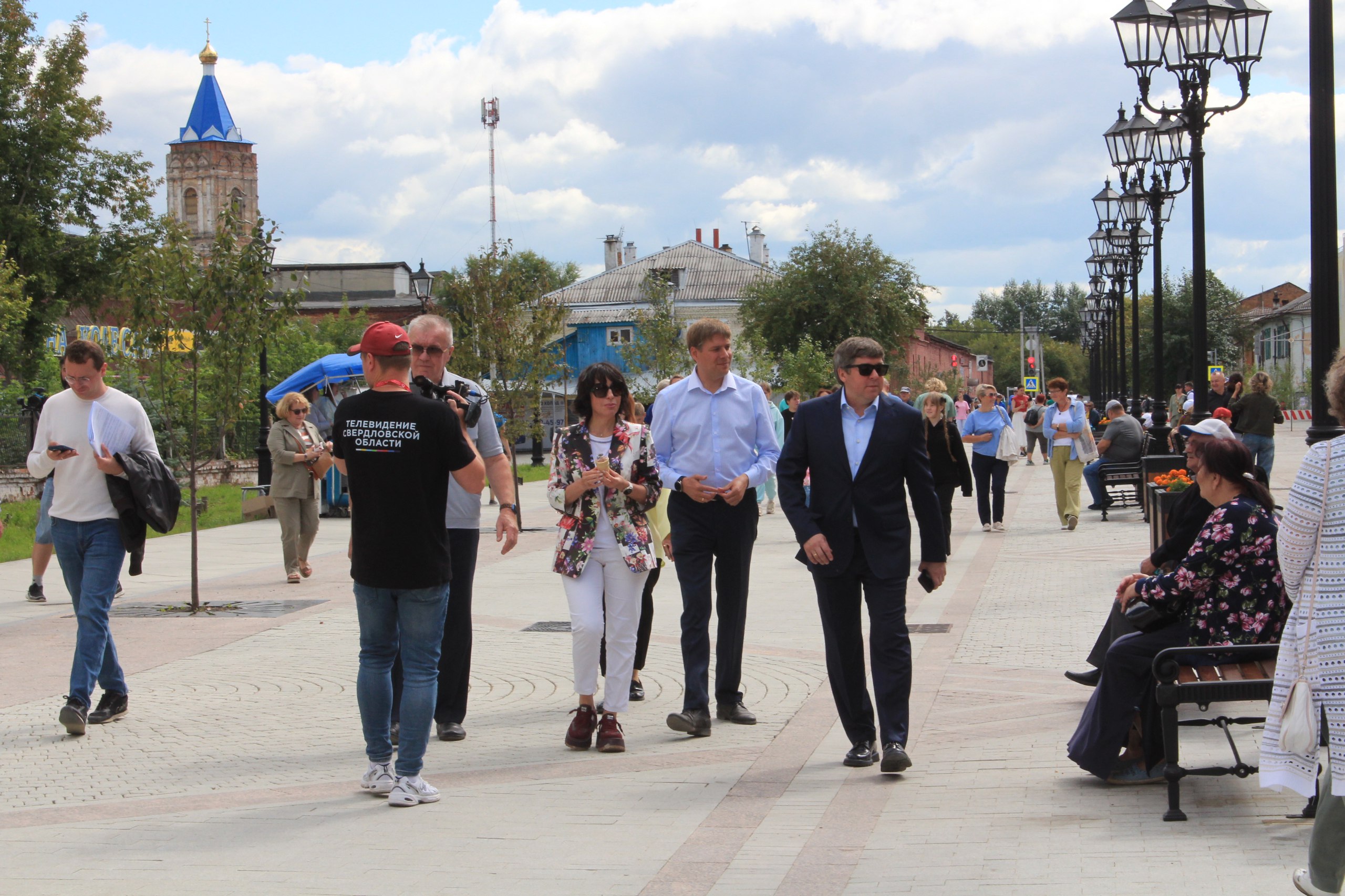 Татьяна Савинова посетила «Городок здоровья» на Ирбитской ярмарке в первый день его работы