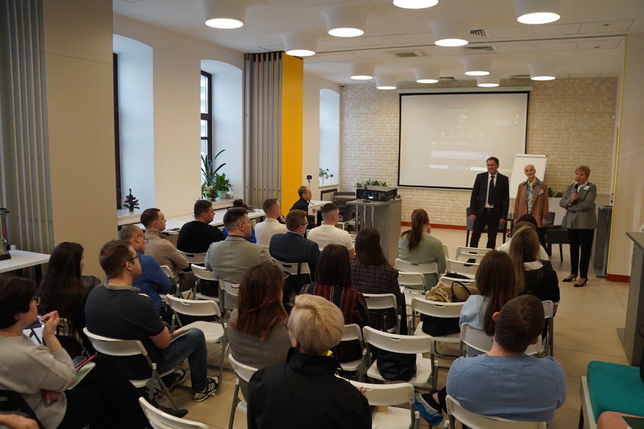 Стартовало обучение в резерв управленческих кадров здравоохранения Свердловской области