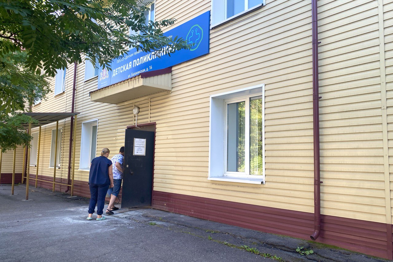 Ремонт второго этажа детской поликлиники в Нижнем Тагиле завершается по нацпроекту «Продолжительная и активная жизнь»