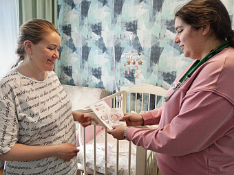 День самого важного врача в жизни ребёнка отметили в ДГКБ №11 Екатеринбурга