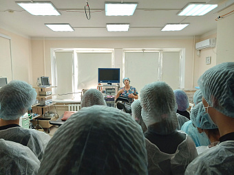 Асбестовские школьники познакомились с удивительным миром хирургии в рамках ранней профориентации