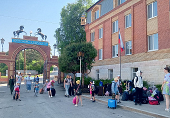 Первая летняя смена стартовала в детском оздоровительном лагере санатория «Обуховский»