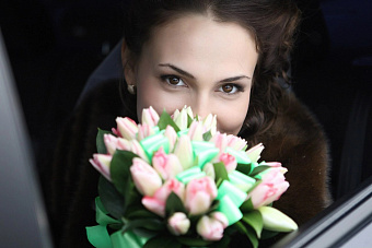 Мужчины, спокойствие! Нам нужно только внимание. Или не только? Психолог рассказал, как пережить 8 Марта без вреда для здоровья