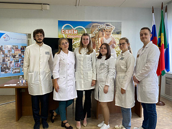 Пятеро выпускников-целевиков медуниверситета начали работать участковыми педиатрами в детской больнице Первоуральска