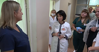 Татьяна Савинова посетила медучреждения Каменска-Уральского