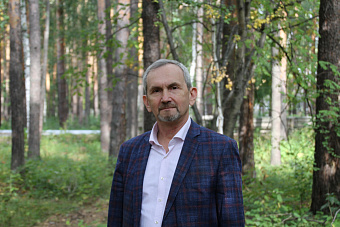 «Холодное лето»: наш эксперт рассказал, как в отсутствие солнца поднять себе настроение, не атакуя холодильник