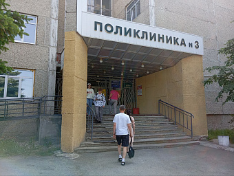 Масштабное обновление 30-летнего здания поликлиники в Каменске-Уральском завершится в конце 2025 года