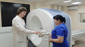 «Тяжёлое» диагностическое оборудование поступает в свердловские больницы по нацпроекту «Продолжительная и активная жизнь»