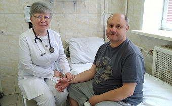 Врачи екатеринбургской больницы спасли пациента с осложнённой хронической сердечной недостаточностью