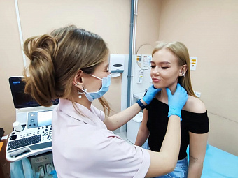 Около 65% раковых опухолей смогли выявить на ранних стадиях медики Центра амбулаторной онкологической помощи ЦГКБ №3 в 2025 году