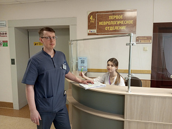 Свердловские врачи спасли 32-летнего пациента, который перенёс одновременно клещевой энцефалит и боррелиоз