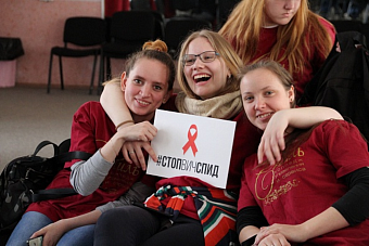 Акции по тестированию на ВИЧ-инфекцию пройдут во всех муниципалитетах Свердловской области в День борьбы со СПИДом