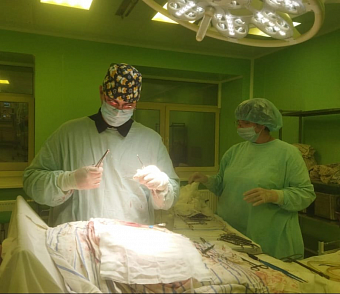 Врачи Центральной городской клинической больницы №1 Екатеринбурга спасли 38-летнего пациента с гнойным перитонитом