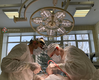 Врачи Нижнего Тагила спасли 56-летнего мужчину с множественными ножевыми ранениями шеи