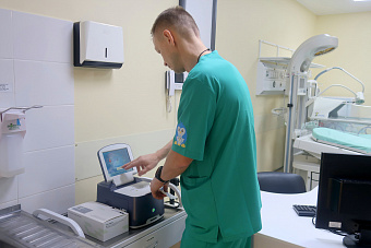 Специалисты детской кардиореанимации СОКБ №1 в числе первых в стране стали применять российский анализатор газов крови «Ангара»