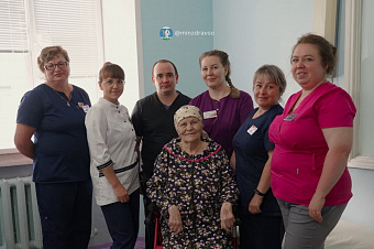 Красноуфимские врачи удалили гигантскую кисту весом 4,5 килограмма у 86-летней пациентки