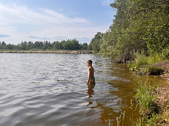 Это не вода грязная, а паразиты под кожу попали: с открытием купального сезона у свердловчан начали диагностировать церкариоз