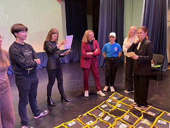 Через «минное поле» в поисках здоровья: специалисты ОНБ провели квест для студентов колледжей Екатеринбурга