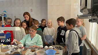 Уральские стоматологи провели для уральцев профилактические приёмы и дали рекомендации по уходу за зубами