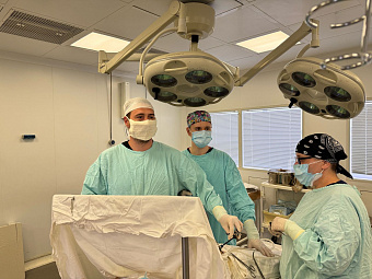 Лечил простатит, а оказался перитонит: хирурги ГКБ №14 почти месяц боролись за жизнь молодого мужчины с разрывом дивертикула