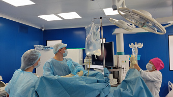 Урологи городской больницы Верхней Пышмы получили возможность удалять камни из труднодоступных локаций благодаря новому оборудованию