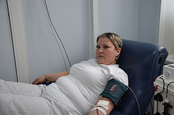 Многодетная свердловчанка стала донором антирезусной плазмы, чтобы помочь беременным женщинам избежать проблем со здоровьем