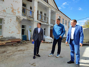 Здание после ремонта будет не узнать: в Талицком городском округе продолжается преображение инфекционного отделения