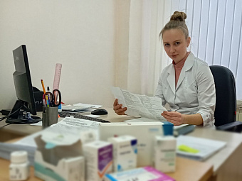 Приём лекарств пациентами стал максимально безопасным с приходом редкого специалиста в больницу Каменска-Уральского