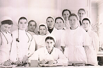 Как добиралась к пациентам на лыжах и оказывала помощь Борису Ельцину, рассказала врач, ребёнок войны Галина Федотова