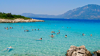 «Море зовёт, волна поёт»: врач-педиатр из Нижнего Тагила рассказал, как безопасно отдохнуть на юге с ребёнком