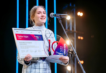 Будущий фельдшер Валентина Головкова из Свердловского областного медколледжа стала лучшим студентом страны