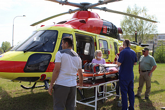 Совместные действия специалистов трёх медорганизаций Свердловской области сохранили жизнь двум пожилым пациентам