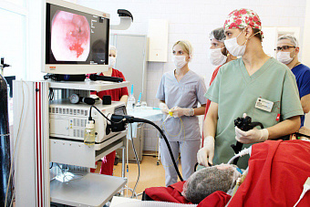 В Городской клинической больнице №40 состоялась трансляция операций онлайн для 550 специалистов региона