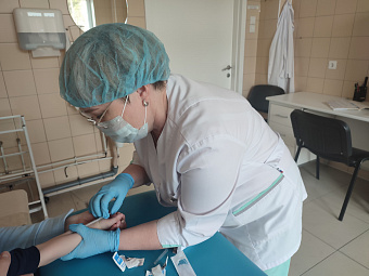 Охват новорождённых свердловчан вакцинацией против туберкулёза достиг 98% и превысил общероссийский уровень