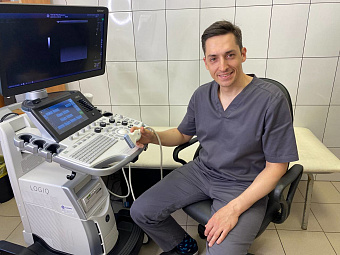 Свердловские хирурги вернули свободу движения пациенту, который 35 лет не мог нормально ходить