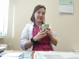 «Чай пить — долго жить»: наш эксперт рассказал о секретах легендарного напитка и о том, кому он противопоказан