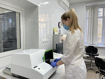 Новое оборудование для расширенного скрининга новорождённых получили свердловские медики благодаря поручению Евгения Куйвашева