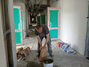 Татьяна Савинова оценила ход ремонта поликлиник Каменска-Уральского