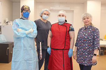 Свердловские врачи установили шесть стентов 58-летней пациентке с тяжёлым атеросклерозом и восстановили кровоток к сердцу