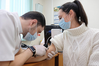 Около 250 уральцев обследованы на рак кожи в ходе Дня открытых дверей в филиале онкоцентра в Каменске-Уральском