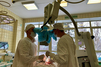 Уральские медики спасли 51-летнего мужчину из Китая после тяжёлого геморрагического инсульта